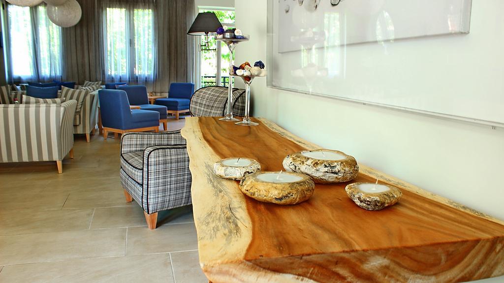 Aparthotel Rezi 3*