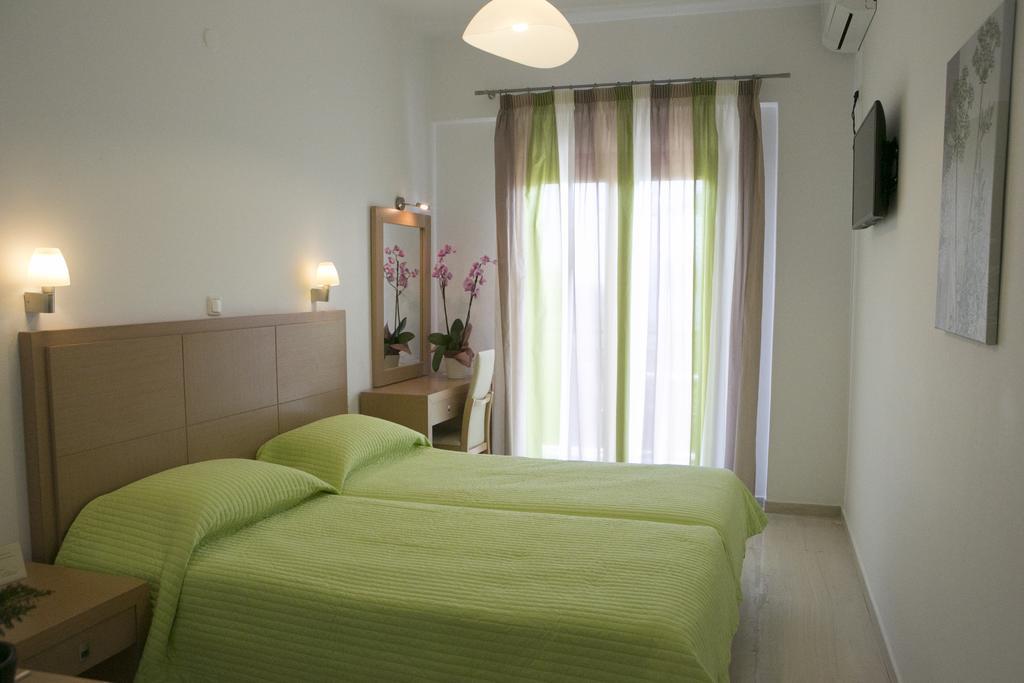 Rezi Aparthotel Parga