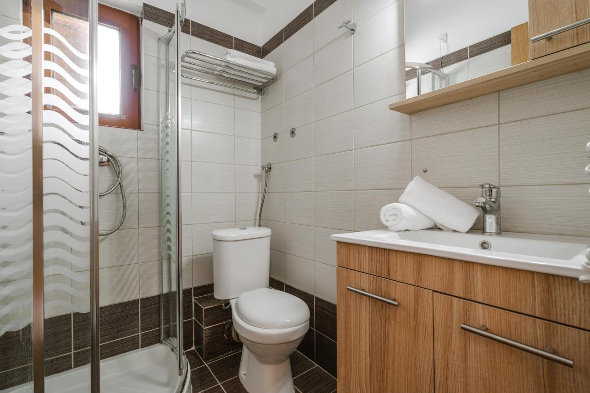 Rezi Apartahotel